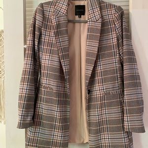 Blazer with shoulder pads